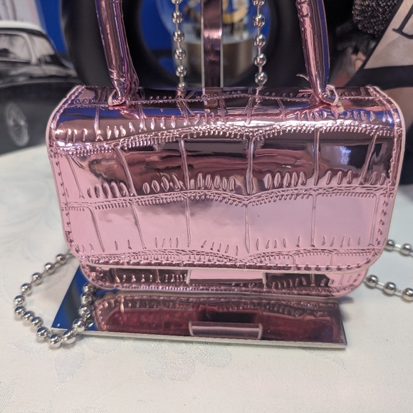 Metalic Pink Croc-Embossed Mini Fashion Bag With Silver Bead Crossbody - Picture 2 of 10